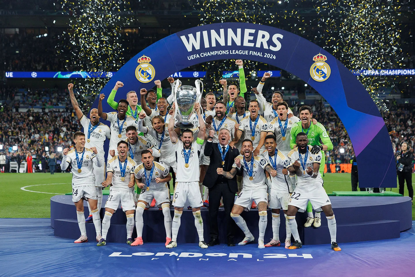 皇家马德里稳固防线,奠定胜利基石 皇家马德里稳固防线,奠定胜利基石