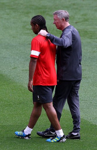 曼联瓦伦提亚淘汰赛，欧冠秘密谈话曝光