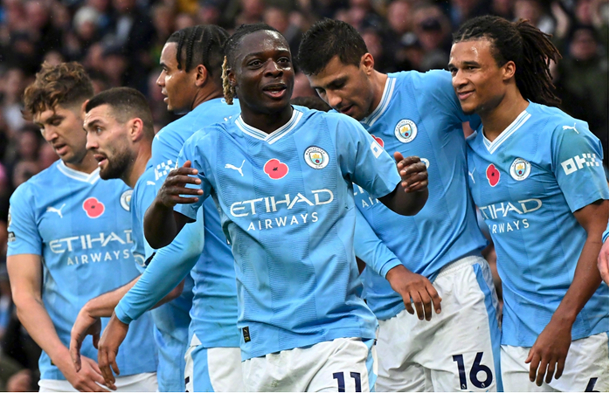 里尔惊险获胜，球迷打Call力挺全队的简单介绍