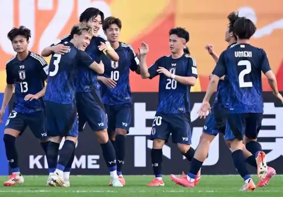 日本迎战韩国，亚洲巨头对决