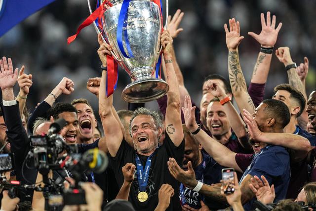 关于拉齐奥大胜国际米兰，提前锁定欧冠资格的信息