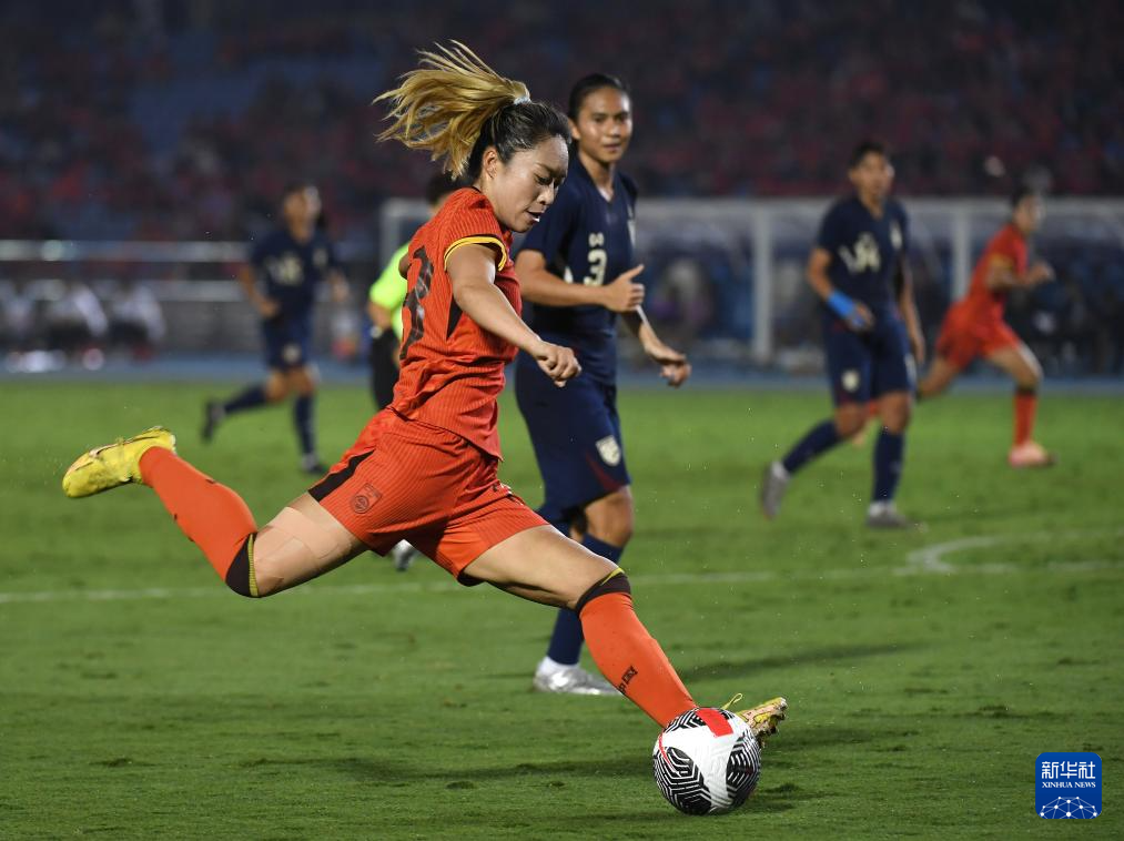 特别时刻中国女足获得足球世界杯冠军