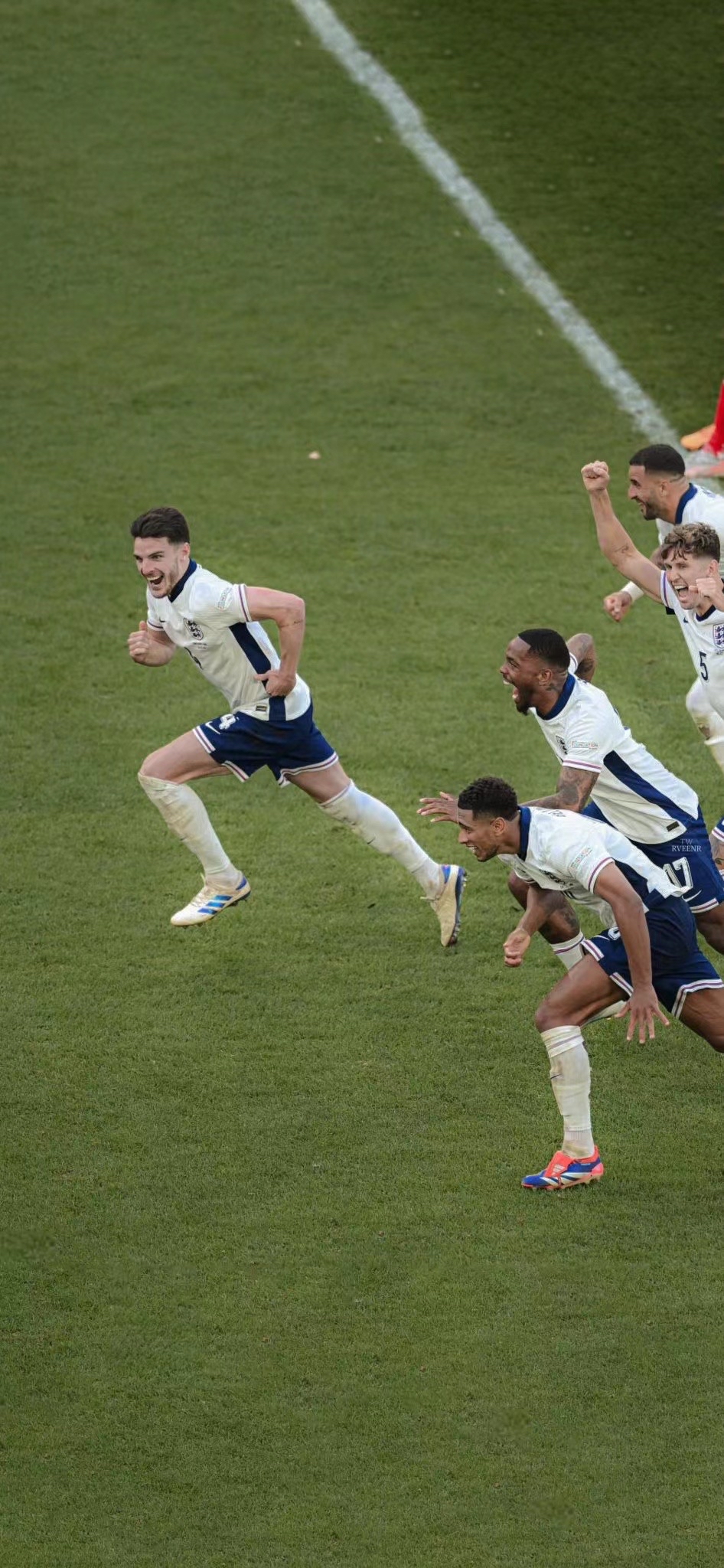 欧洲足球聚焦顶级球队对决！