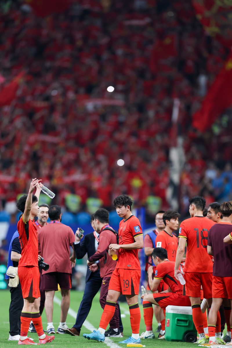 亚冠赛场上，中国球队再次创造历史的简单介绍