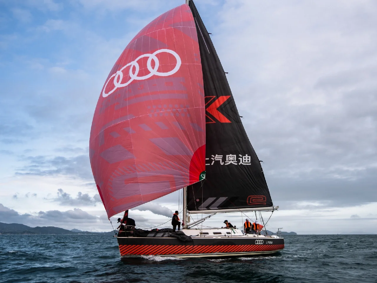 包含瑞士帆船选手雄赳赳，破风而行摘下奖牌的词条