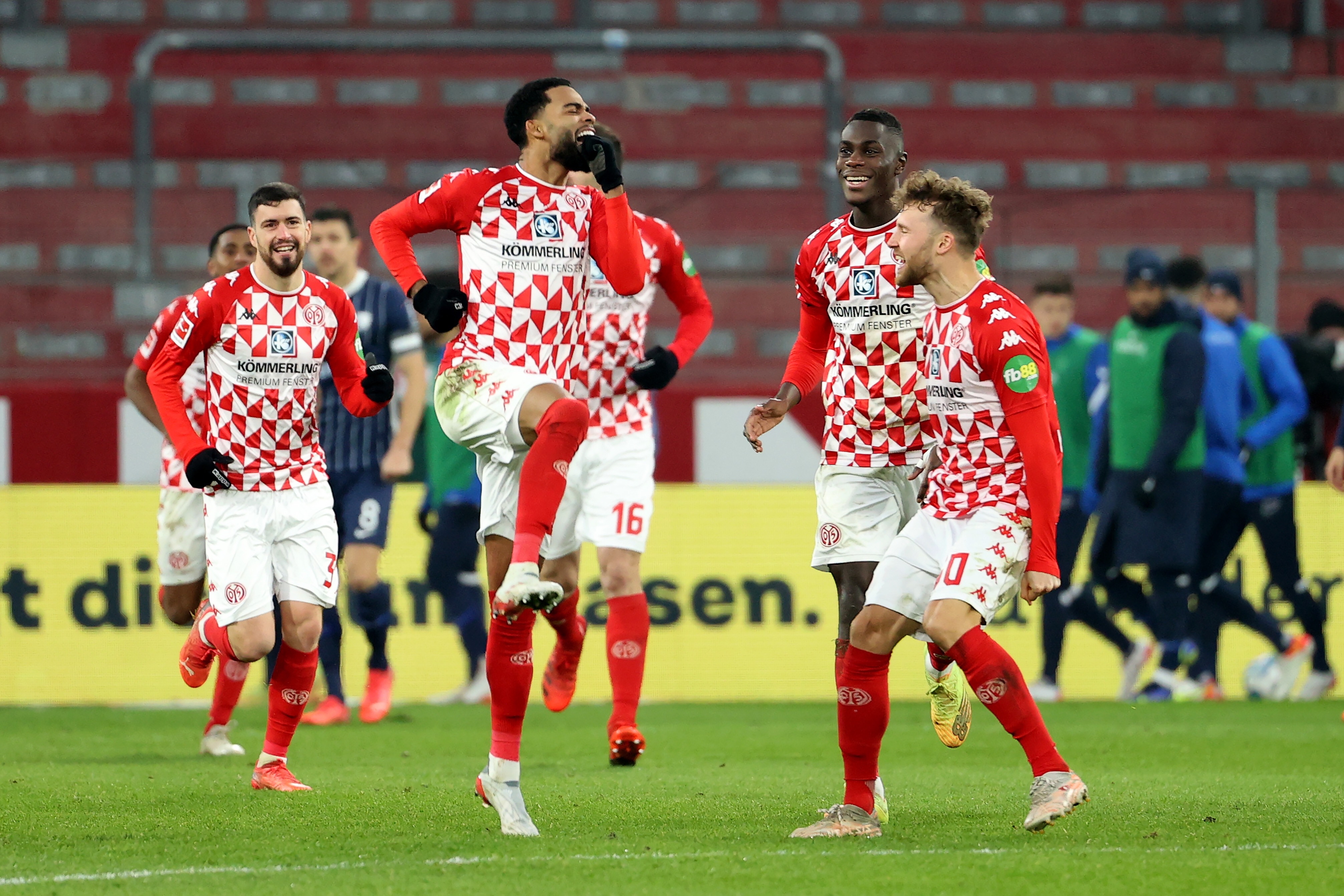 关于摩纳哥主场告负，遭遇德甲强队逆转的信息