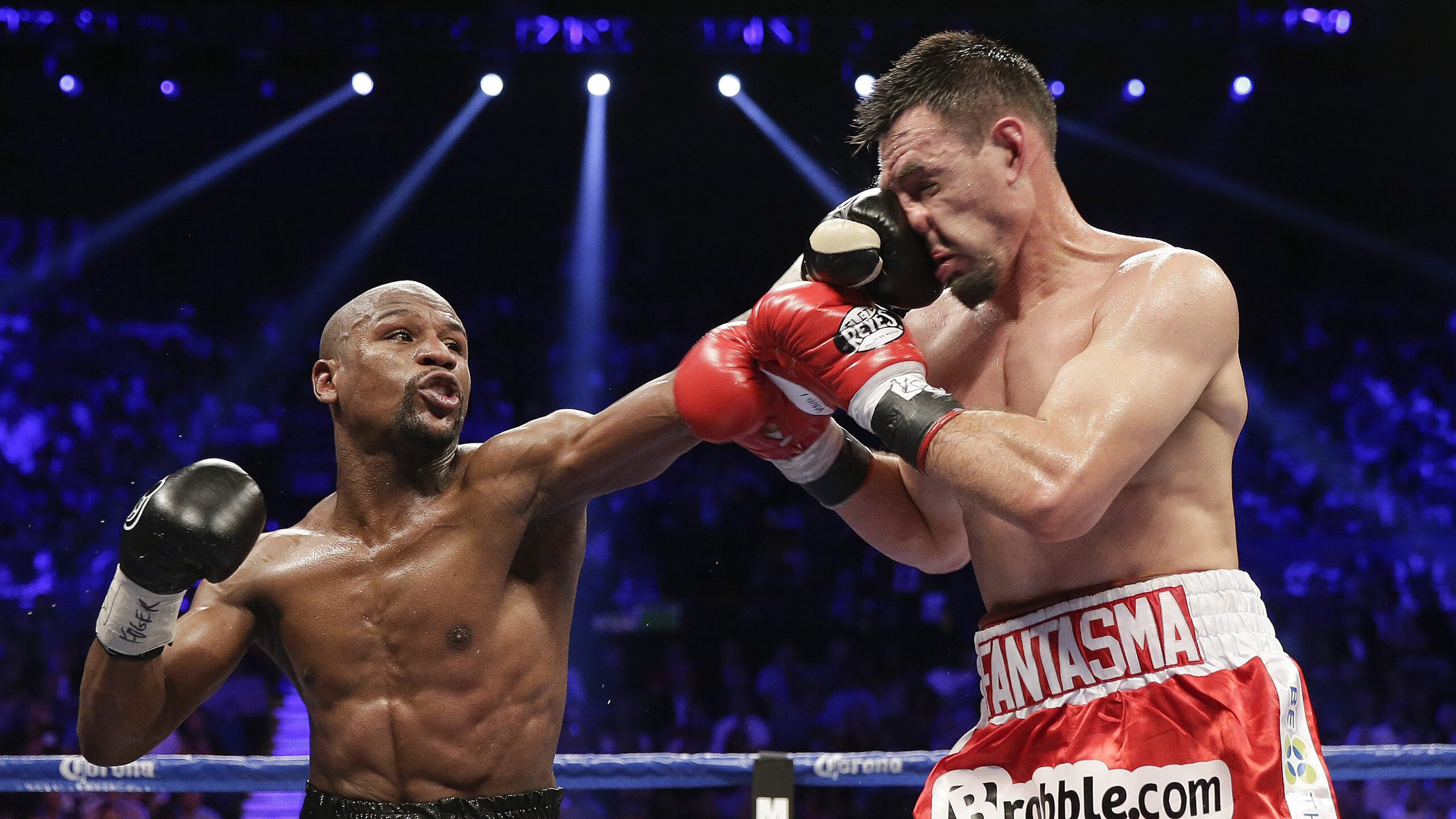 掘金掀翻广东队，克莱让比赛提前失去悬念—一场跨越时空的篮球对话