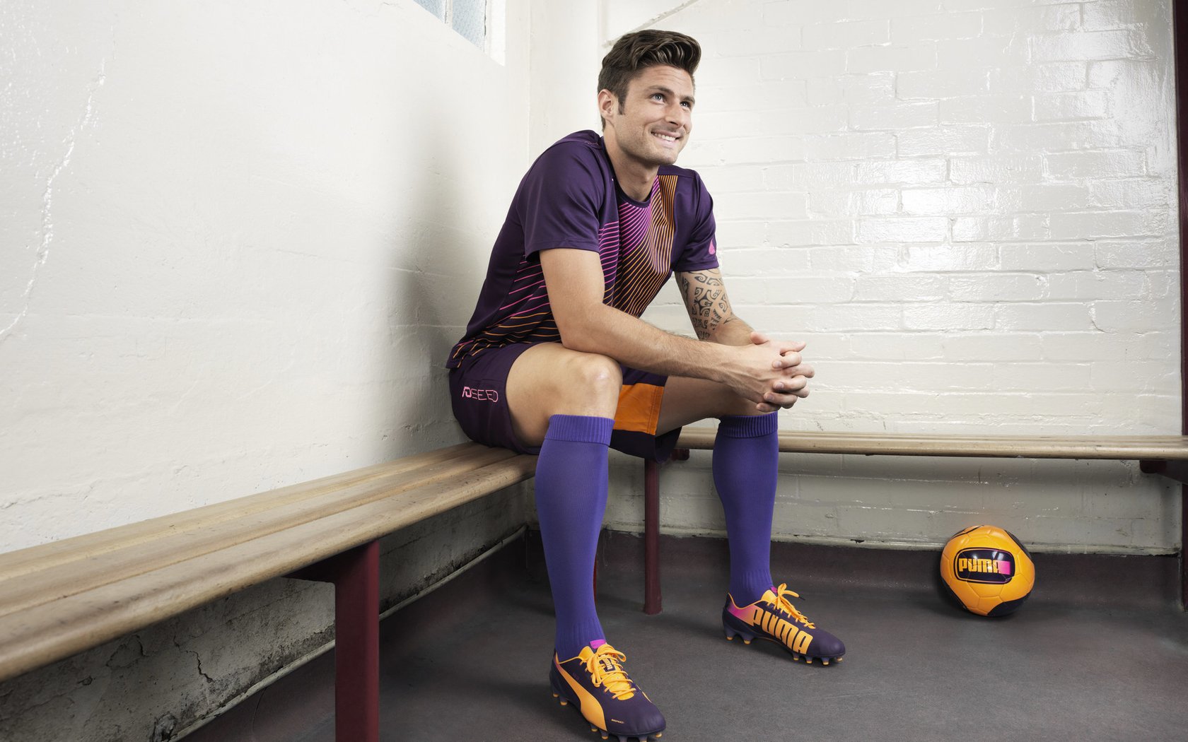 智利血拼希腊，当弗拉霍维奇在虚拟东决战场接管比赛